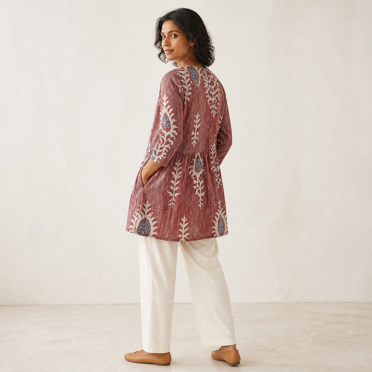 Elise | Long Blouse with V-Neck, Red — rear side view