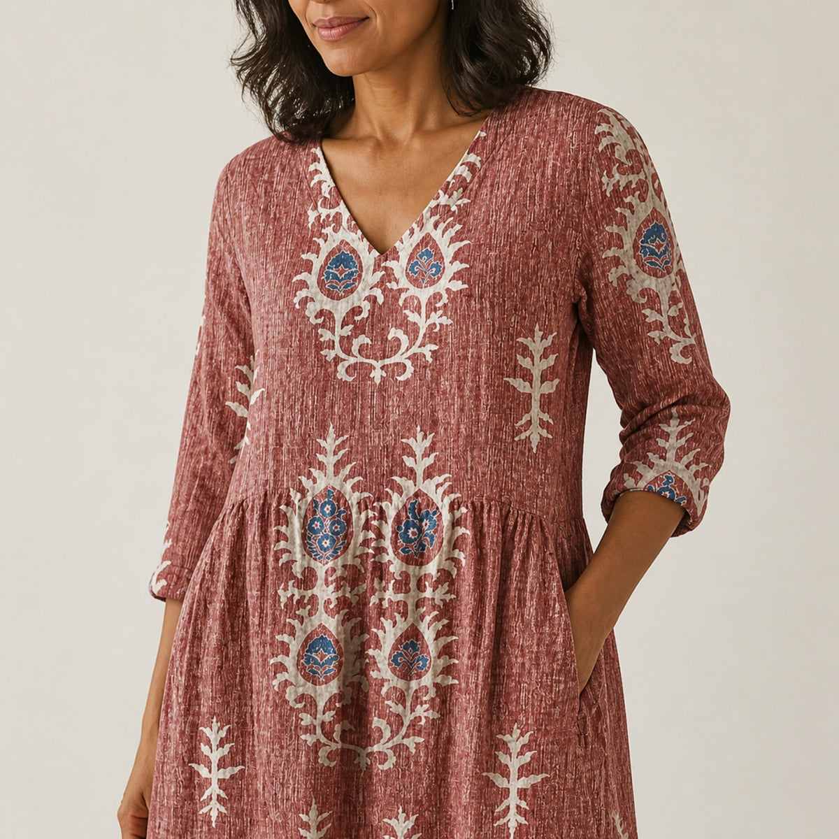 Elise | Long Blouse with V-Neck, Red — neckline and pocket detail