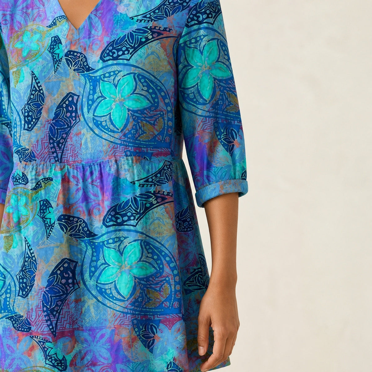 Juliette | Long Blouse with V-Neck, Blue — sleeve print detail